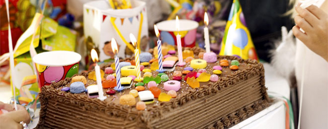 お取り寄せ人気ケーキランキング！記念日やイベントにはケーキを用意！人気ケーキを紹介中！
